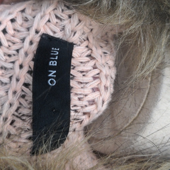 On Blue Boho Faux Fur Pink Cardigan Sweater Pastel Cable Knit Open Front Sz M - Picture 8 of 9